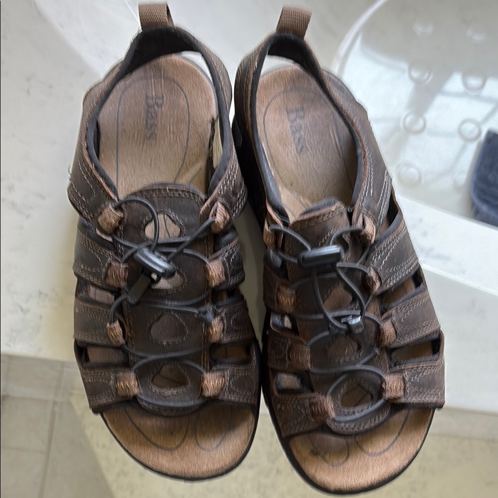 Bass Dark Brown Leather Sandals